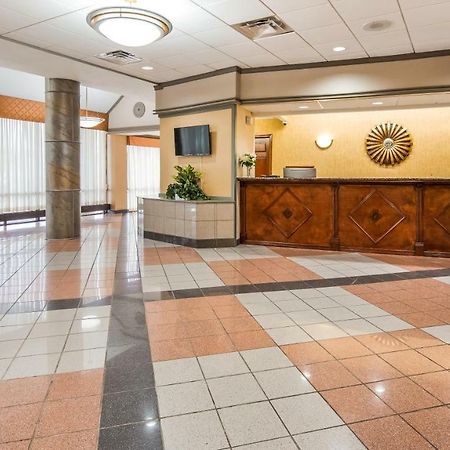 Kaiser Hotel Bridgeton Bagian luar foto
